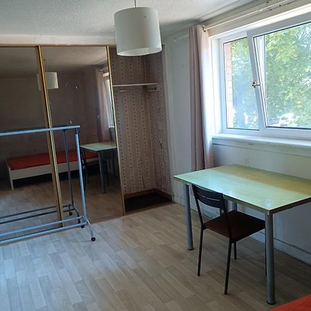 Guest House Private Room Near Glasgow City Centre St George'S Rd מראה חיצוני תמונה